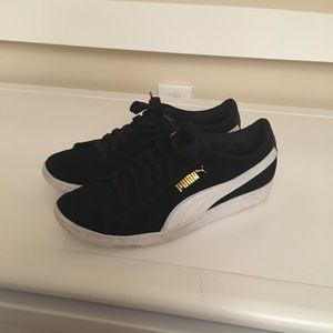 Puma sneakers